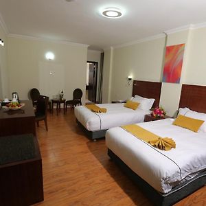 Uitgebreide Kamer met Twee Aparte Bedden
